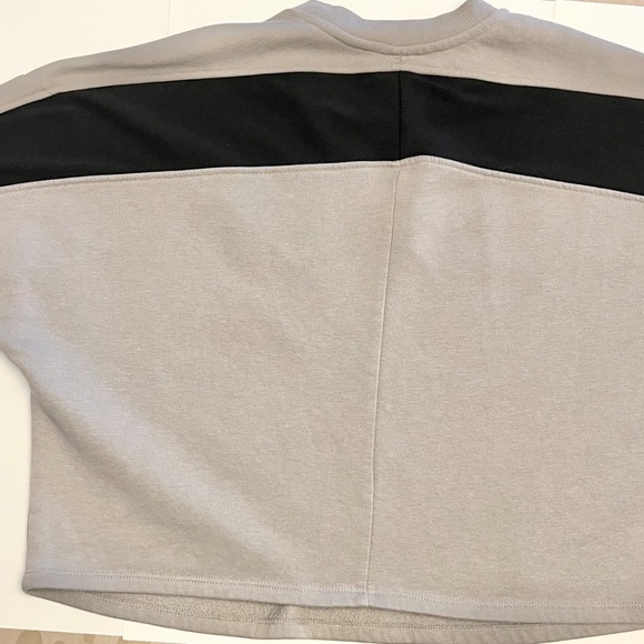 Wofford terriers pullover crop sweater - Medium - Picture 5 of 15